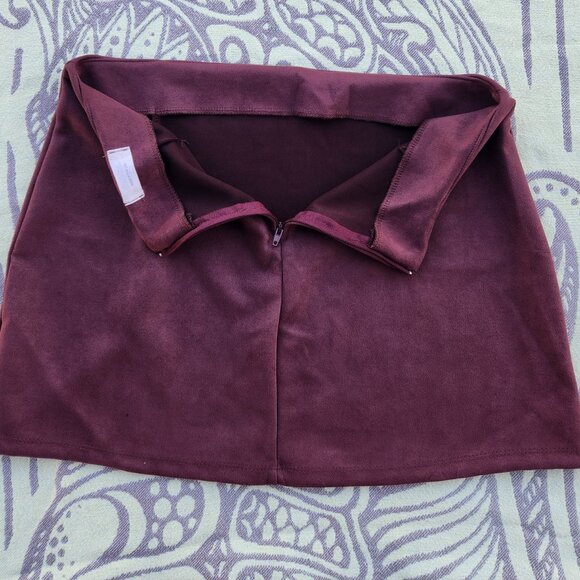 Altar'd State L- MAROON BURGUNDY MINI SKIRT FAUX SUEDE - Picture 3 of 4